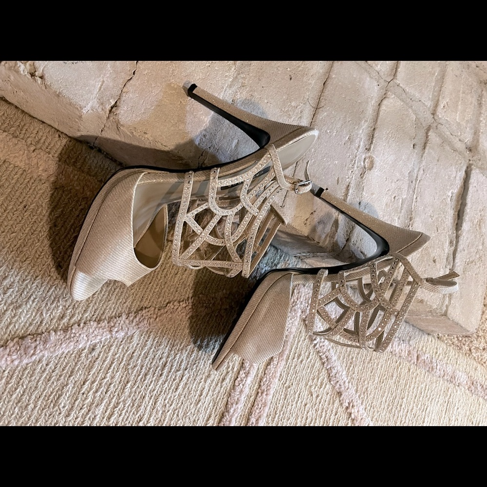 Beautiful wedding shoes